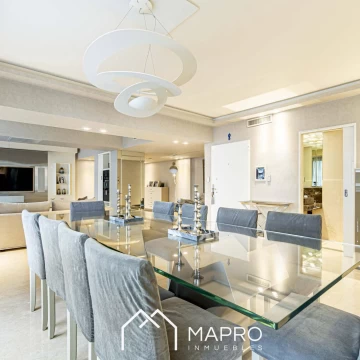 Increible piso de categoria con dos cocheras y amenities en Caballito
