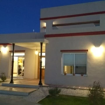 Casa Alq. Temporario en Ecuestre-Costa Esmeralda -