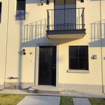 casa en Residencial Alta California con recámara en planta baja