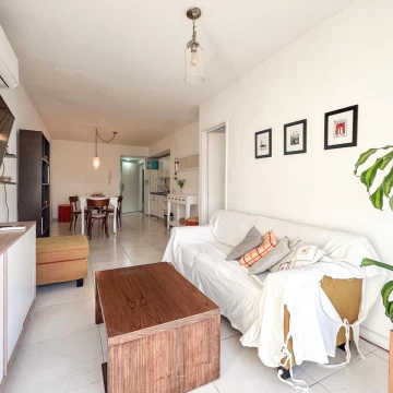Moderno Departamento 2 ambientes con Balcon ALQUILER TEMPORAL 3 MESES
