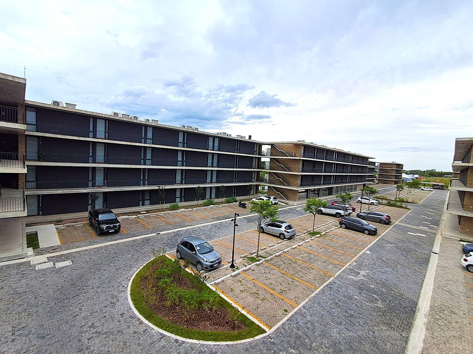 VISTA EXTERIOR ENTRADA