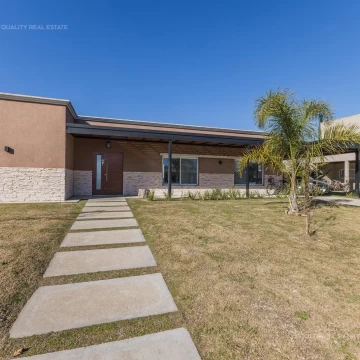 CASA | 4 AMBIENTES | LAGUNA | APTO CRÉDITO | PISCINA | SAN SEBASTIÁN