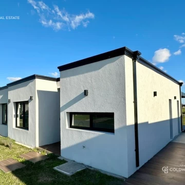 CASA | 4 AMBIENTES | PILETA | APTO CREDITO | PARRILLA | SAN SEBASTIAN