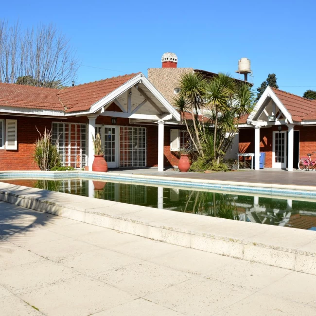 Amplia y Excelente Quinta en  Esteban Echeverria Venta
