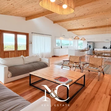 Casa en venta en Costa Esmeralda con piscina