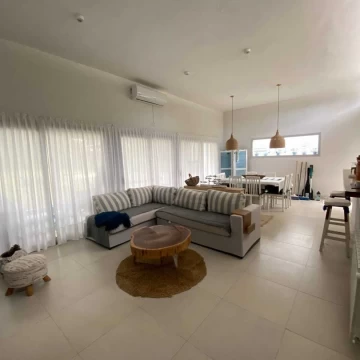 Casa Alq. Temporario en Senderos 2 Costa Esmeralda