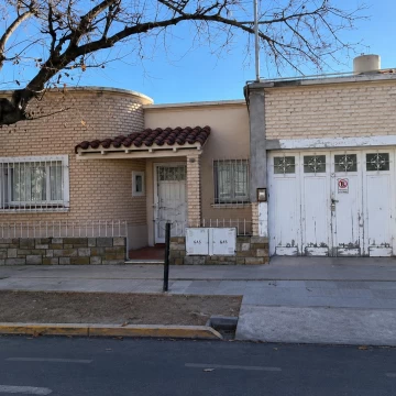 Casa y Departamento Interno - Dorrego - Guaymallén 