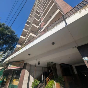 Luminoso 2 ambientes| alquiler | Urquiza