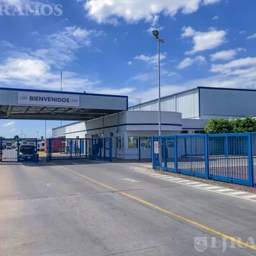 Depósito en Garin