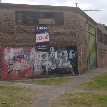 Venta Galpón Esquina Iriondo y Galvez a mts de Bv. 27 de Febrero Dos Galpones Juntos o Separados