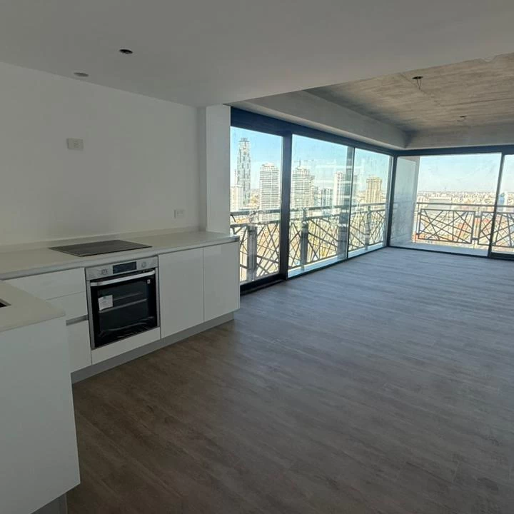 Departamento 2 ambientes en venta con cochera y vista al río. Quartier del Bajo - Puerto Madero
