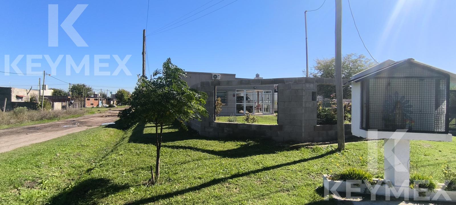 Vista de la calle frente a la propiedad