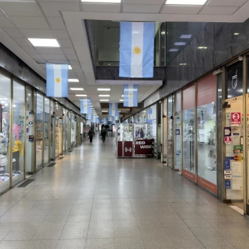 VENTA - Local comercial en Galería Planeta | Excelente renta