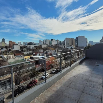 ALQUILER DEPARTAMENTO DUPLEX 2 AMBIENTES CON BALCON TERRAZA VILLA CRESPO
