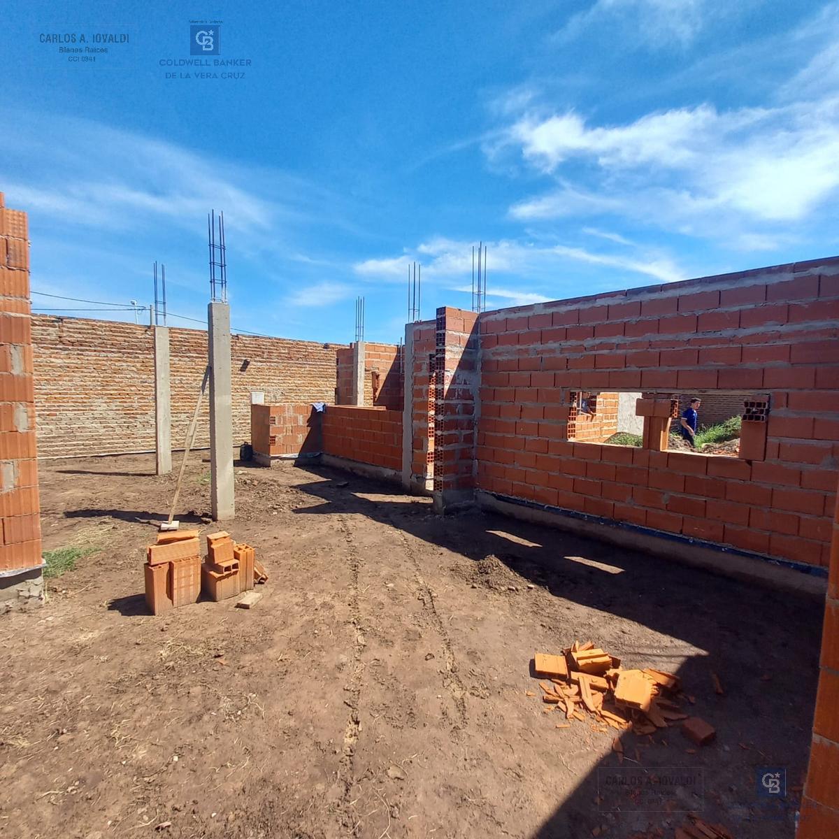 Vista desde futuro comedor a cocina y  patio de luz