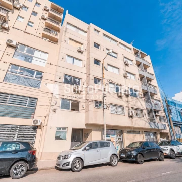 Venta departamento monoambiente con balcon en Haedo Sur