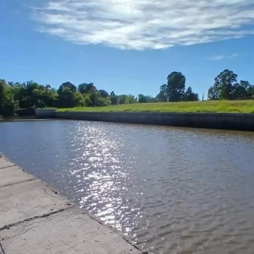 Excelente lote en venta en Barrio Náutico Villanueva