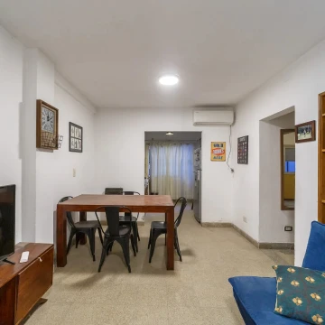 Departamento interno de 2 dormitorios céntrico