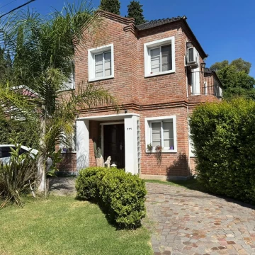 BAJO DE PRECIO!! APTO CREDITO! Casa en Club Privado Loma Verde - Escobar