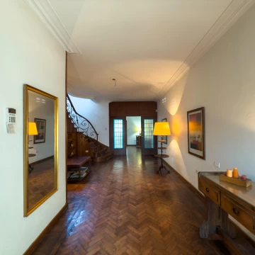 Venta de Casa sobre lote propio en La Plata