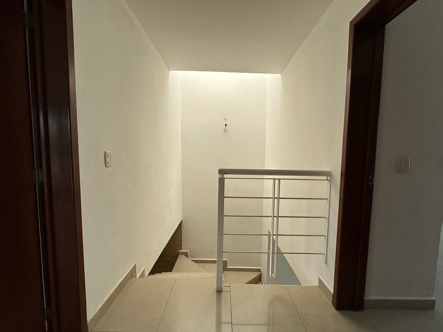 EB-WL0189 (8).jpg