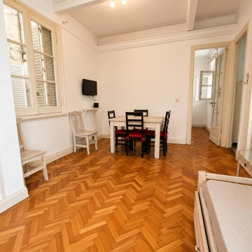 VENTA CON RENTA Departamento 2 ambientes amueblado IDEAL INVERSOR!