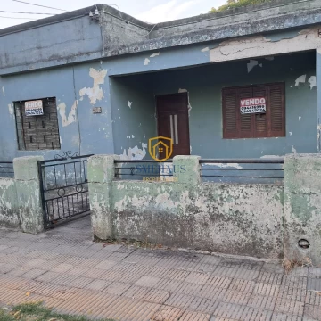 Casa en venta en Las Piedras para reciclar