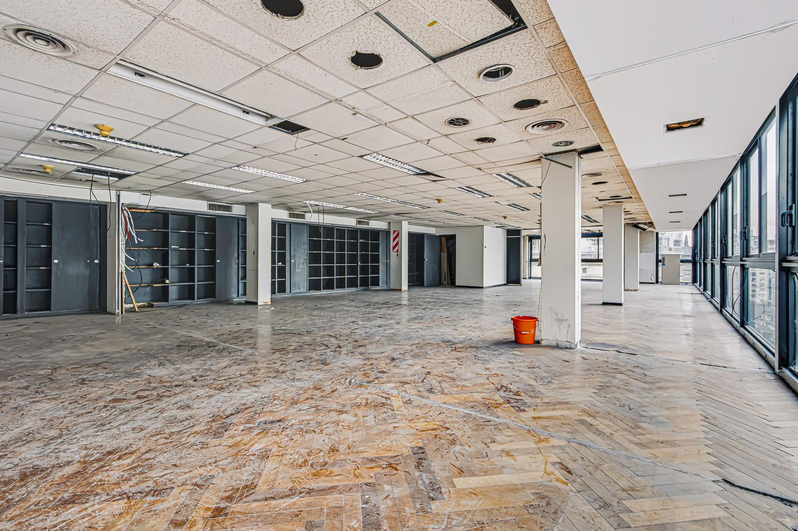 Oficina de 275 m² en Retiro, foto 4