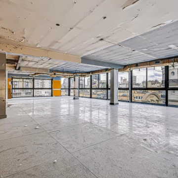 Venta Oficina de 275 m² en Piso Alto – Planta Libre con Vista Abierta – Microcentro