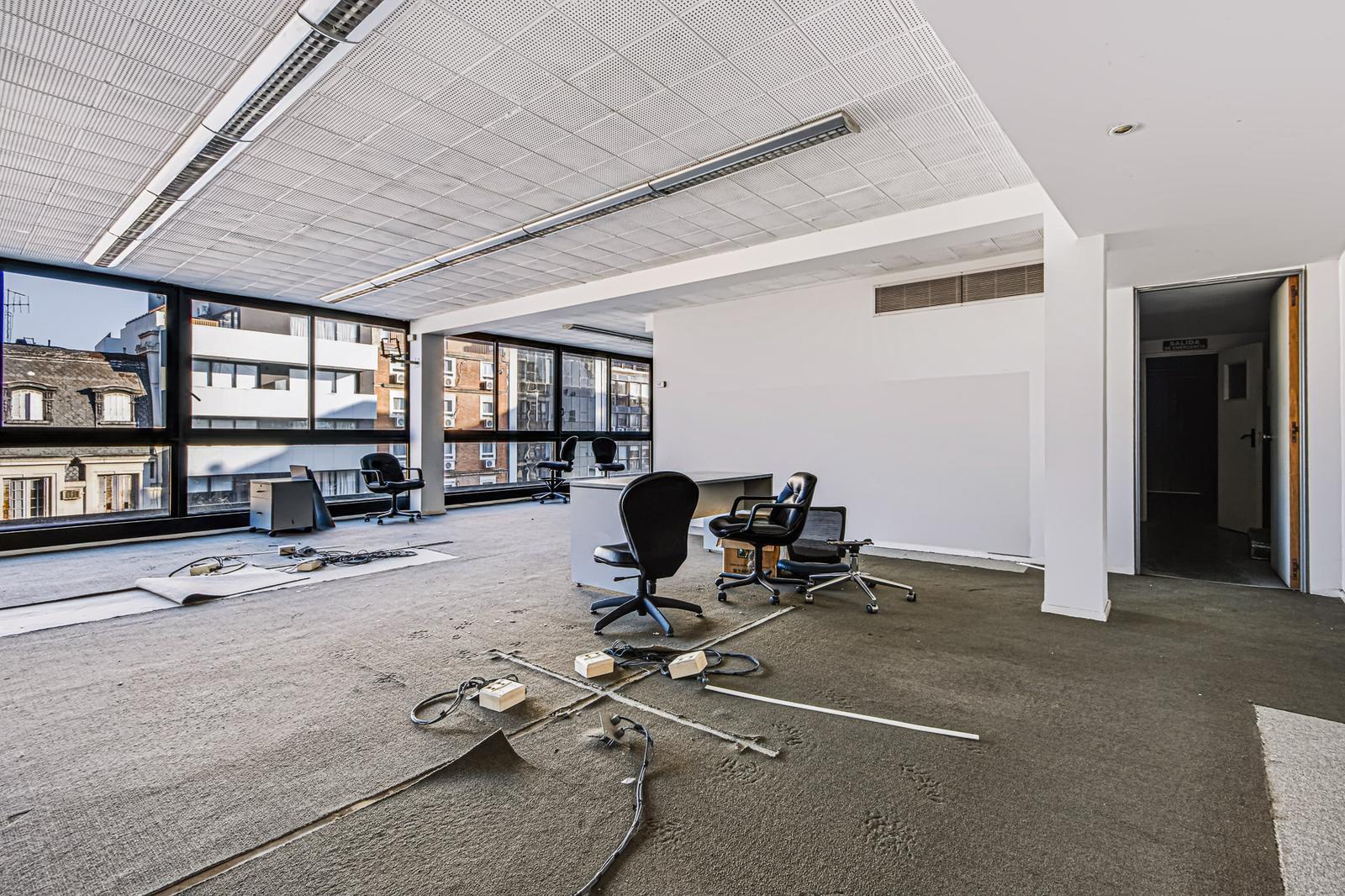 Oficina de 230 m² en Retiro, foto 3