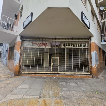 Local - Alquiler - Almagro - Esquina