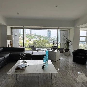 Departamento en Highland -Bosque Real