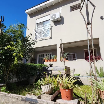 Casa en Olivos VENTA Multifamiliar
