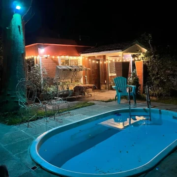 Casa en alquiler 2 dormitorios y piscina Atlantida