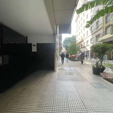 Esmeralda y Santa Fe  I  Retiro  I  Muy Buena Cochera