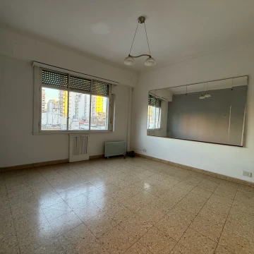 2 amb. apto crédito, muy luminoso en Palermo Soho. Vista abierta. Piso 3.