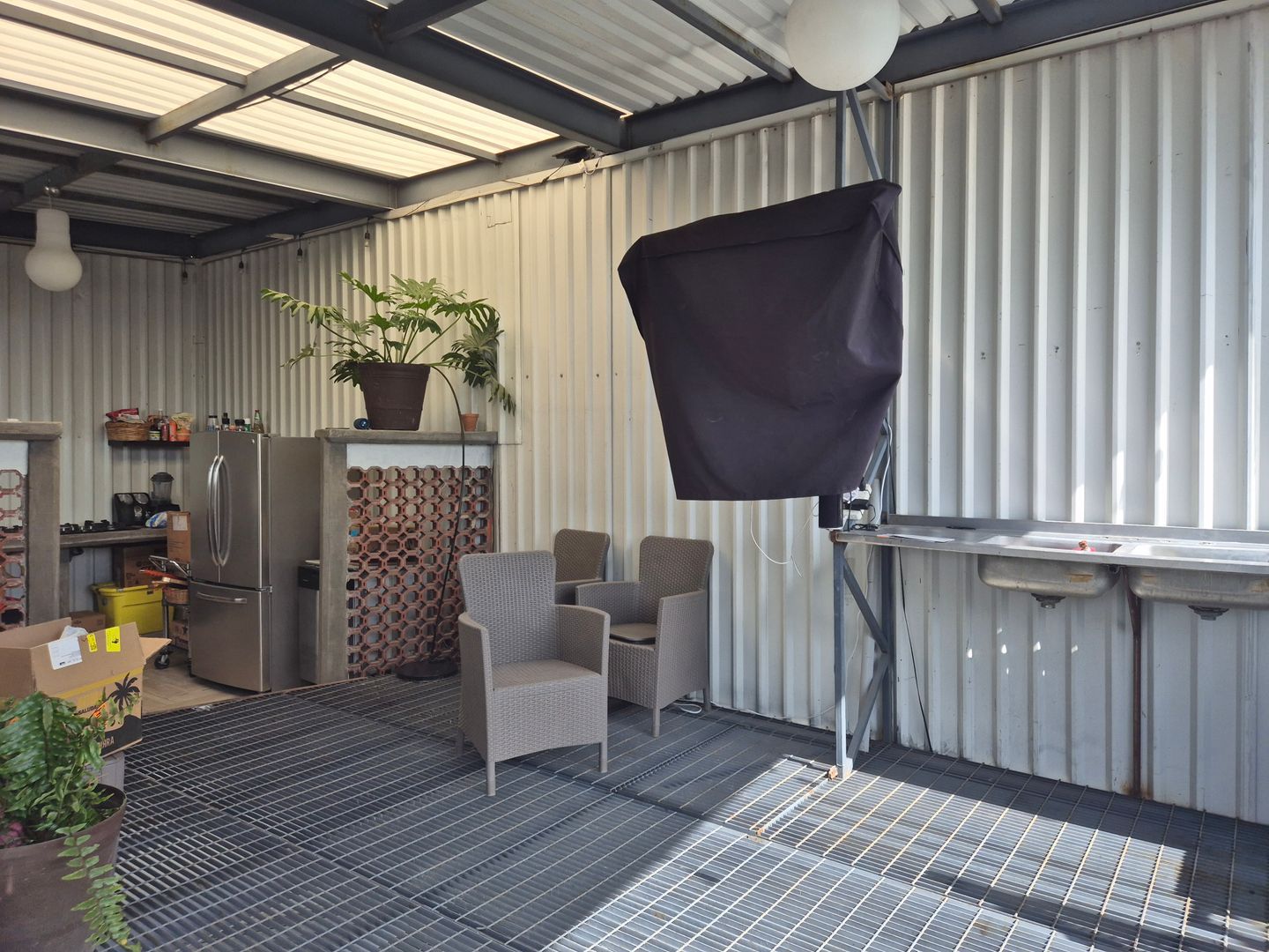 1000581403.jpg