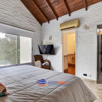 1784715998.jpg