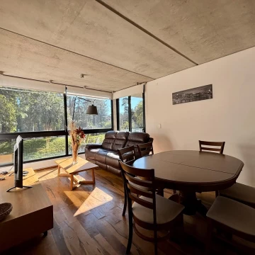 Alquiler anual Apartamento 2 dormitorios Be House Punta del Este
