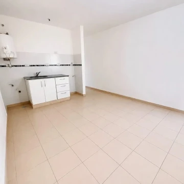 ALQUILER ROCA 386