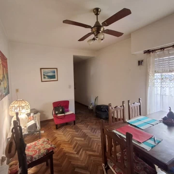Departamento 2 ambientes en Flores