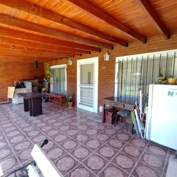 Venta casa 3 ambientes en Barrio Parque Sakura, Exaltación de la Cruz, apta crédito
