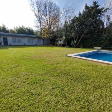 Venta Casa, 2 dormitorios, 2 baños, pileta, Parque Sakura, Exaltación de la Cruz