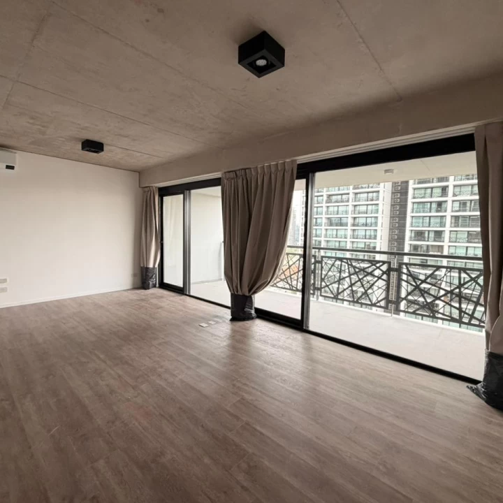 Dos ambientes en alquiler, sin muebles, con cochera, Quartier Del Bajo - Puerto Madero