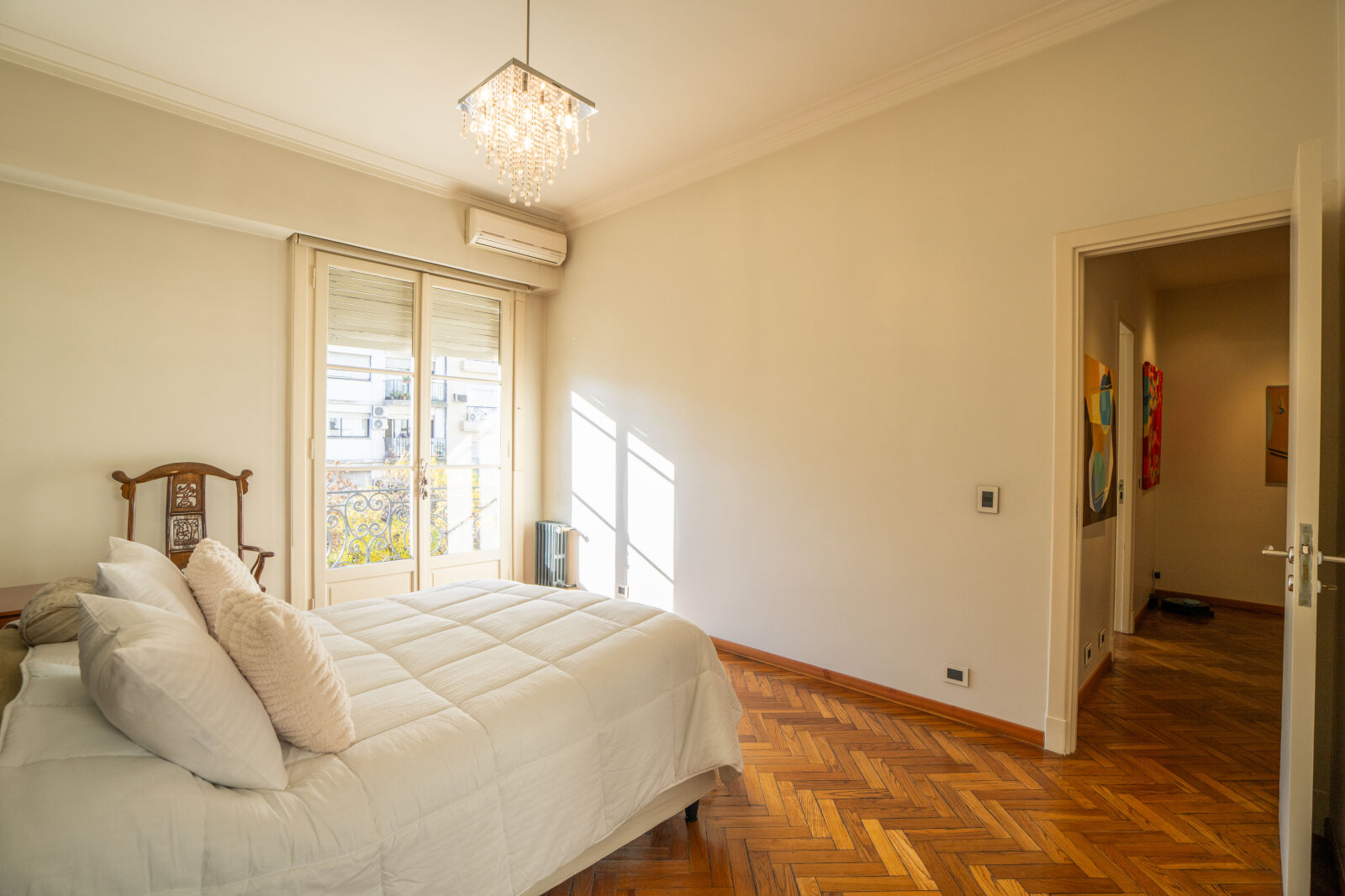 Master suite
