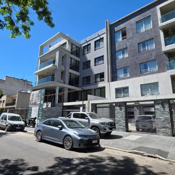 Venta Depto a estrenar, c/2 Cochera, 2 Bauleras y Amenities, Premium