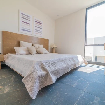 Casa nueva de 3 recámaras y amenidades en Real de Valdepeñas