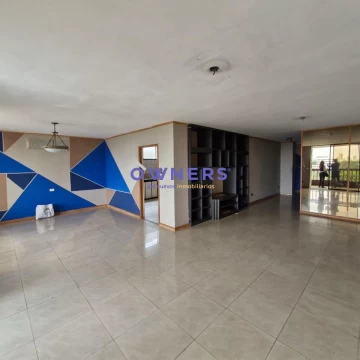 VENTA DE DEPARTAMENTO DE 3 HABITACIONES| PISCINA| SEGURIDAD 24/7| EN LOMAS DE URDESA (LC)