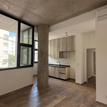 Departamento en Venta de 3 ambientes al frente - San Telmo