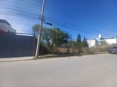 Terreno con salida a dos privadas en Col. Ex Hacienda de Chapulco